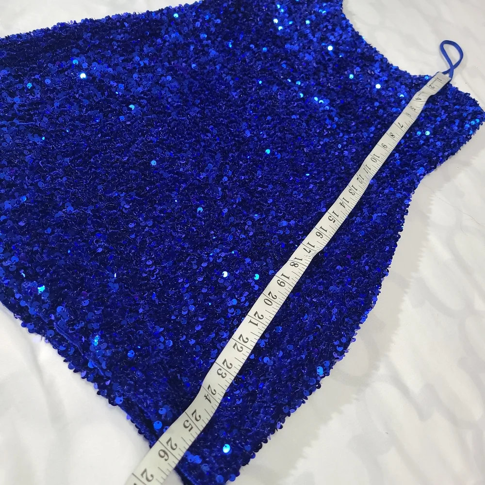 Lucy in the Sky Bodycon Sequin Dress in Royal Blue Size‎ Large